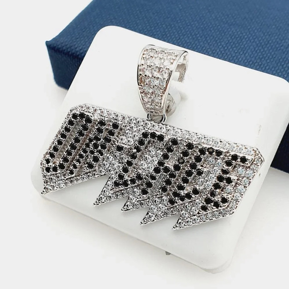 "925 Sterling Silver Plated CZ Pendant, INUS1BR296 - Picture 2 of 9